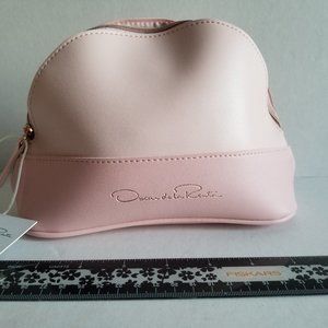 Oscar De La Renta 1 Pcs. Pink Cosmetic Makeup Travel Bag New With Tag